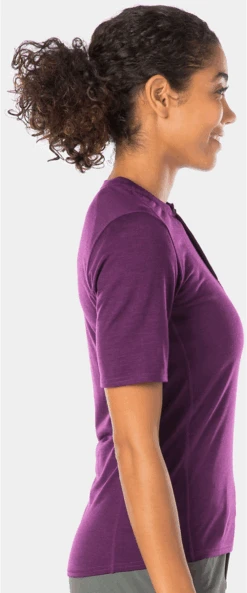 Bontrager Adventure Women's Wool Blend Cycling Henley 9 Bontrager Adventure Women's Wool Blend Cycling Henley -Bontrager Outlet Store bontrager adventure womens wool blend cycling henley 375196 13 1