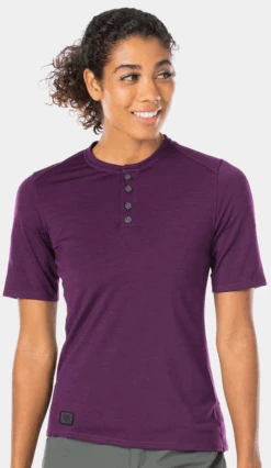 Bontrager Adventure Women's Wool Blend Cycling Henley 7 Bontrager Adventure Women's Wool Blend Cycling Henley -Bontrager Outlet Store bontrager adventure womens wool blend cycling henley 375196 14