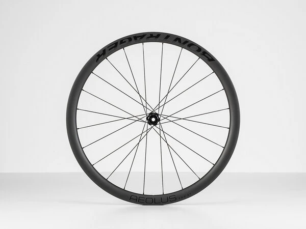 BONTRAGER Aeolus Pro 37 TLR Disc Road Rear 1 BONTRAGER Aeolus Pro 37 TLR Disc Road Rear