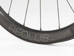 Bontrager Aeolus RSL 37V TLR Disc Road Rear -Bontrager Outlet Store bontrager aeolus rsl 37v tlr disc front wheel 383436 13 1
