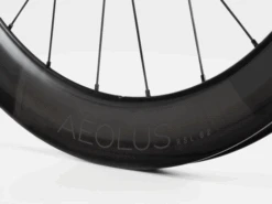 BONTRAGER Aeolus RSL 62 TLR Disc Road Front 7 BONTRAGER Aeolus RSL 62 TLR Disc Road Front -Bontrager Outlet Store bontrager aeolus rsl 62 tlr disc road front wheel 392098 11 1