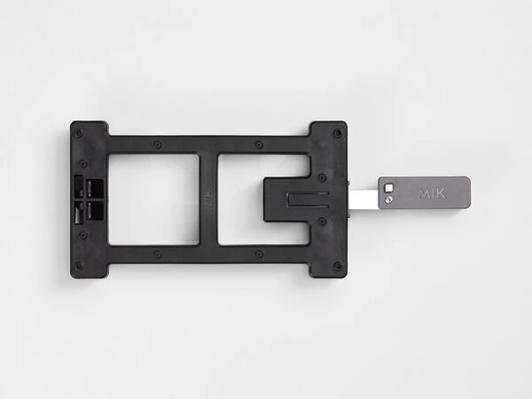 Bontrager/Electra MIK Bike Bag Adapter Plate 1 Bontrager/Electra MIK Bike Bag Adapter Plate