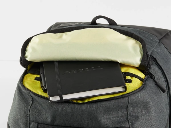 BONTRAGER Commuter Backpack 3 BONTRAGER Commuter Backpack - Image 3