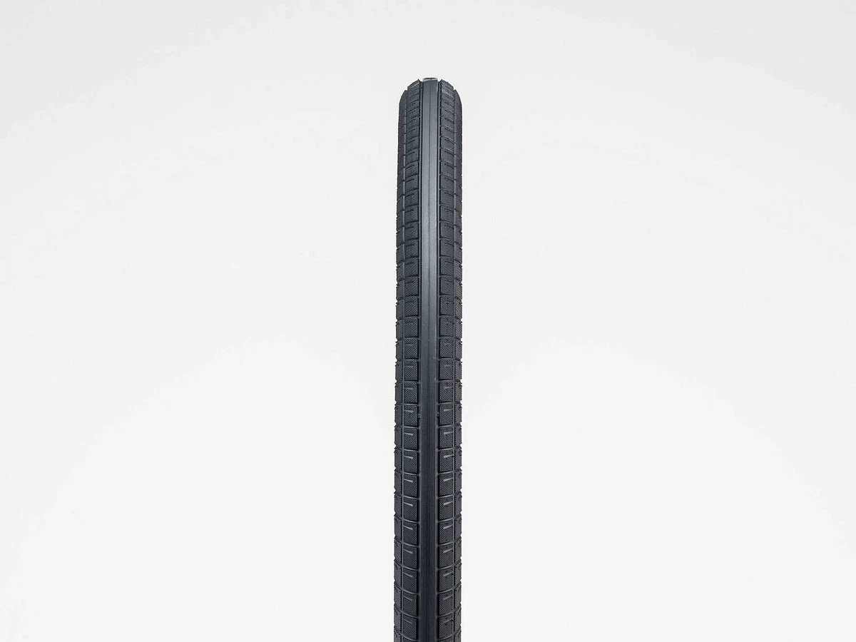 Bontrager E6 Hard-Case Lite E-bike Tire 700c 2 Bontrager E6 Hard-Case Lite E-bike Tire 700c - Image 2