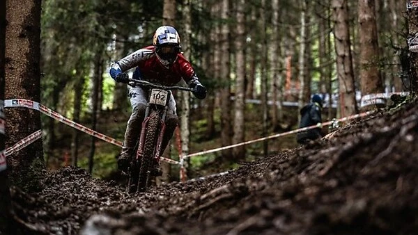 BONTRAGER G-Spike Team Issue MTB Tire 5 BONTRAGER G-Spike Team Issue MTB Tire - Image 5