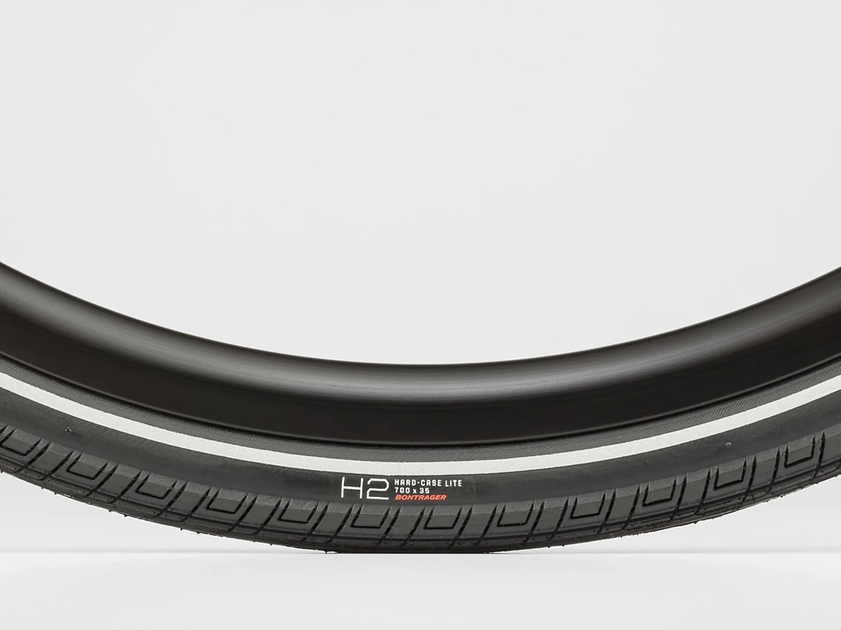 Bontrager H2 Hard-Case Lite Hybrid Tire 700C 4 Bontrager H2 Hard-Case Lite Hybrid Tire 700C - Image 4
