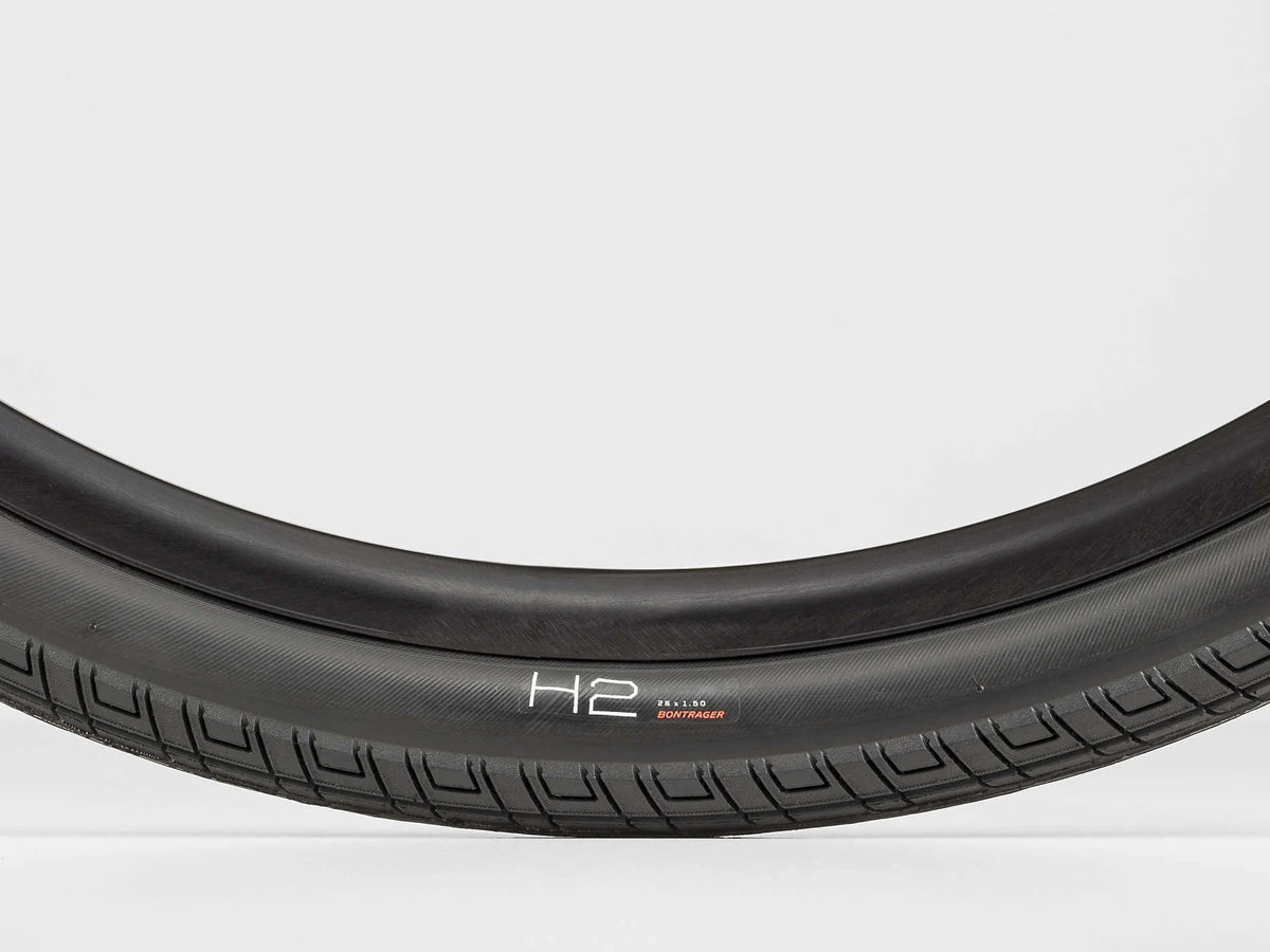 Bontrager H2 Hybrid Tire 24-inch 3 Bontrager H2 Hybrid Tire 24-inch - Image 3