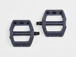 BONTRAGER Line Comp Flat Pedal Set -Bontrager Outlet Store bontrager line comp flat pedal set 414758 1 110 10