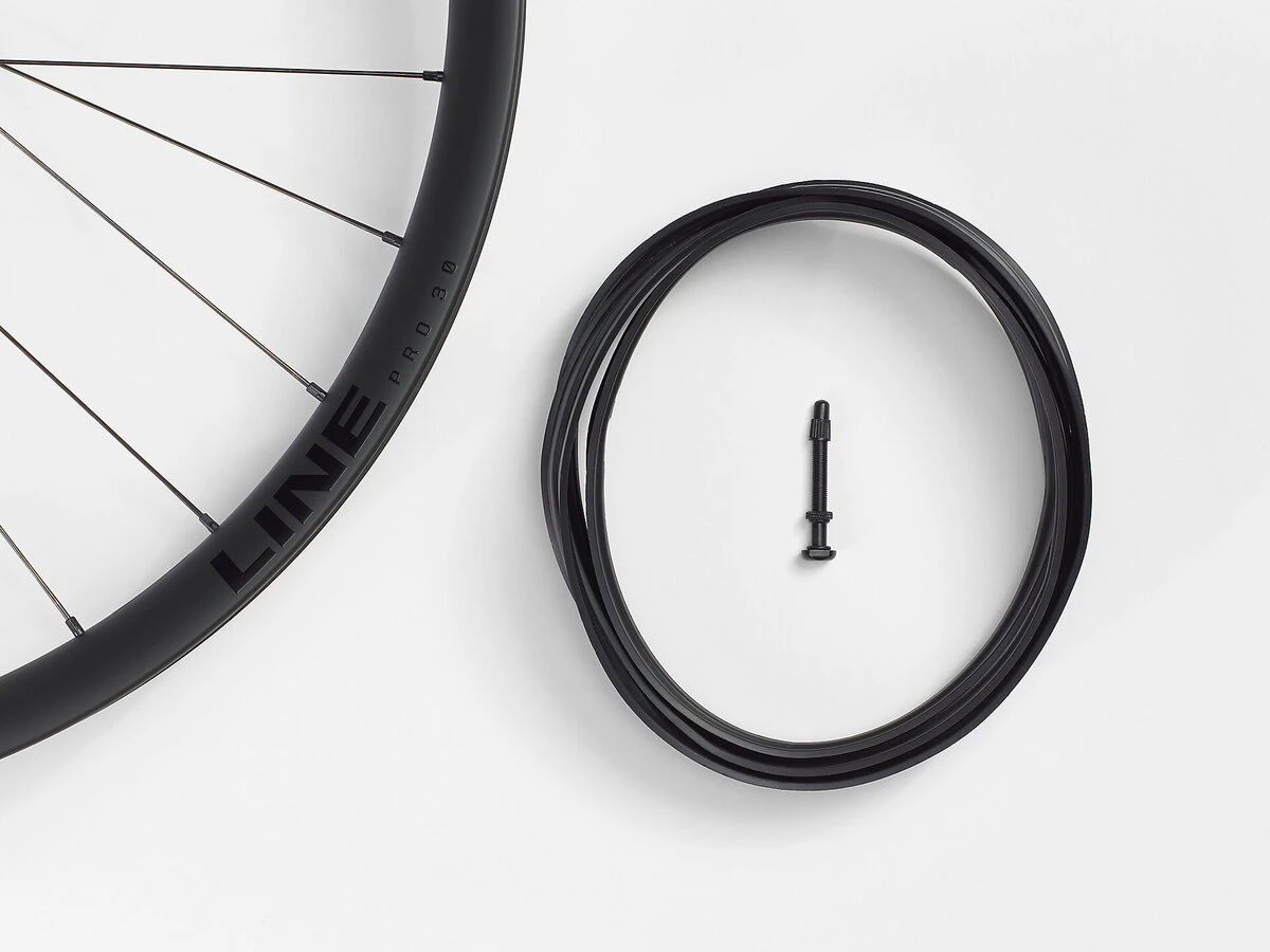 Bontrager Line Pro 30 TLR Boost 27.5 MTB Rear 5 Bontrager Line Pro 30 TLR Boost 27.5 MTB Rear - Image 5