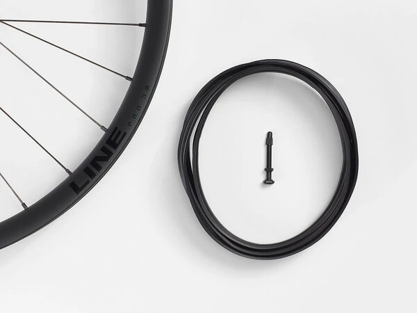 BONTRAGER Line Pro 30 TLR Boost 27.5 MTB Front 5 BONTRAGER Line Pro 30 TLR Boost 27.5 MTB Front - Image 5