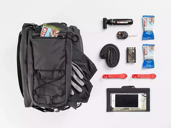 BONTRAGER MIK Utility Trunk Bag With Panniers 2 BONTRAGER MIK Utility Trunk Bag With Panniers - Image 2